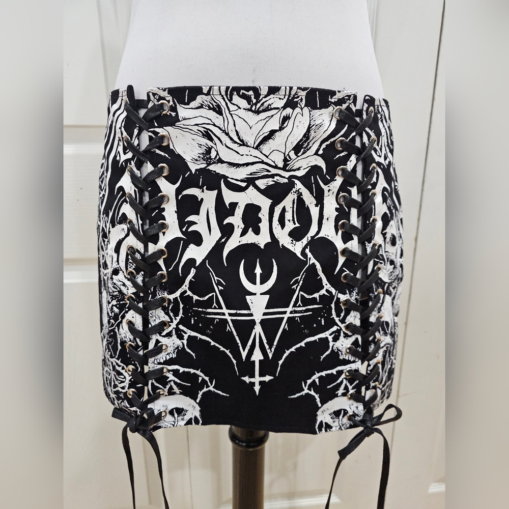Dolls Kill Widow Witchy Goth Rebel Uprising Black White Mini Lace Up Skirt M